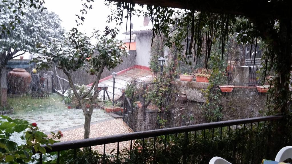 Etma Bed and Breakfast SantʼAlfio Buitenkant foto